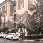 Colosseum Design Manzoni Metro