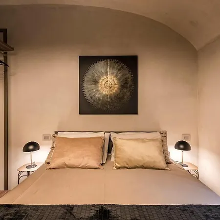 Colosseum Design Manzoni Metro Rome