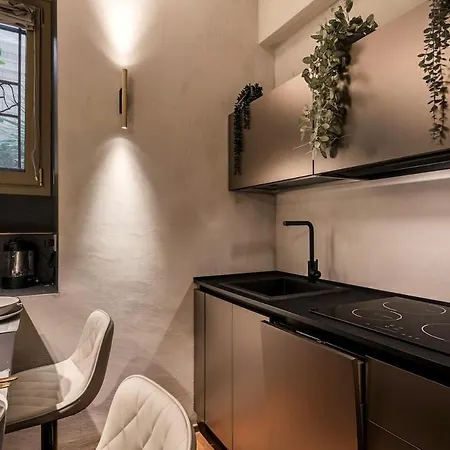 Colosseum Design Manzoni Metro * Rome