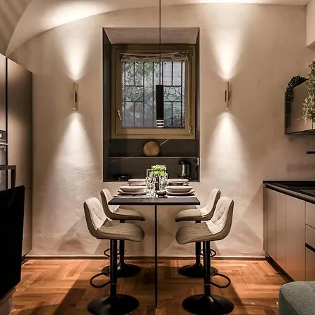 Colosseum Design Manzoni Metro Roma