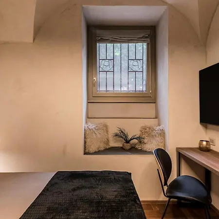 Colosseum Design Manzoni Metro Roma